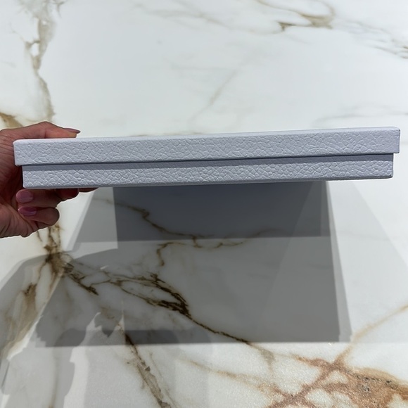 DIOR scarf/shirt box - Picture 2 of 4